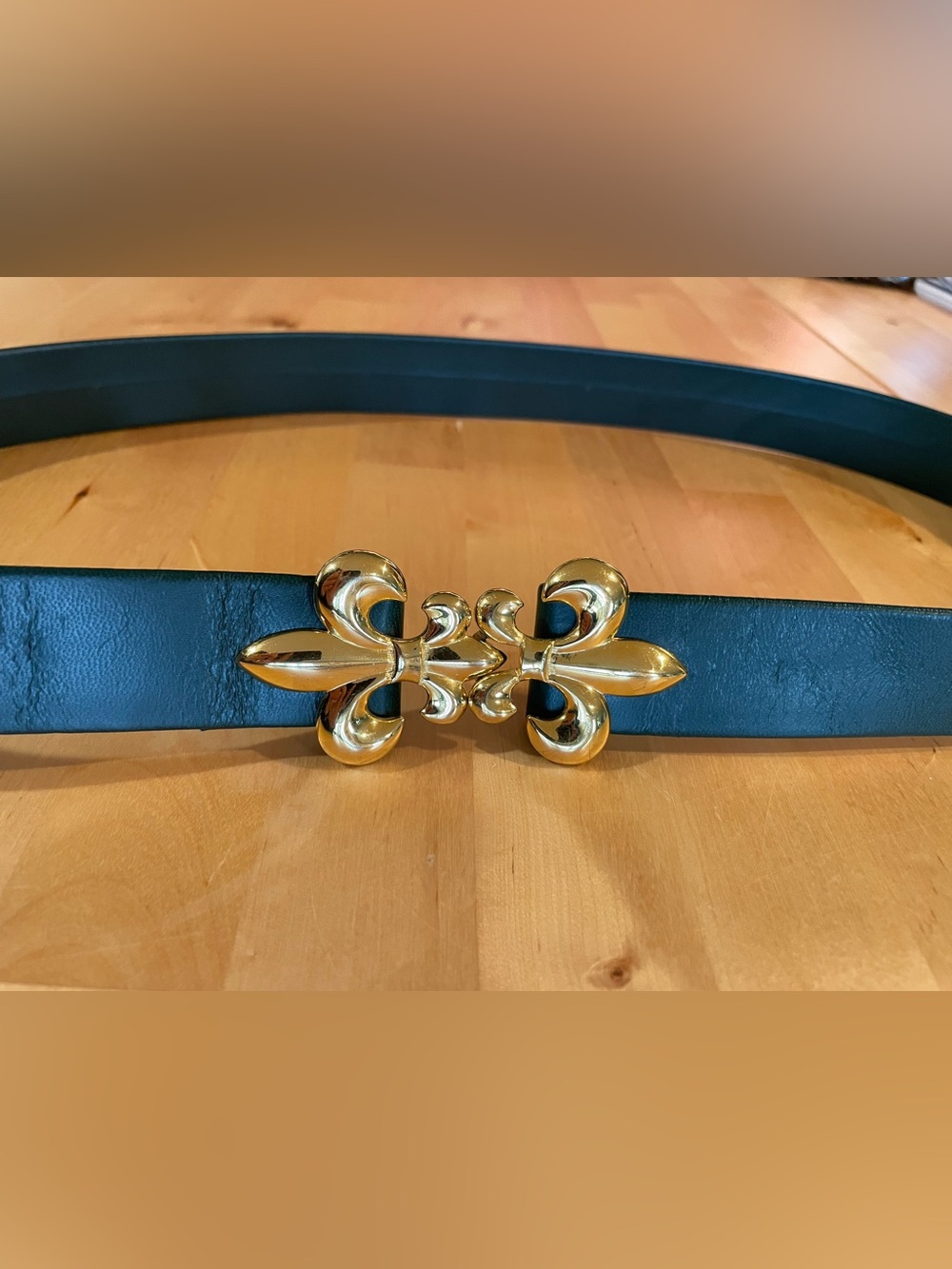 Vintage 70s 80s Gold Tone Fleur-de-lis Interlocking Metal Belt Buckle Green Belt